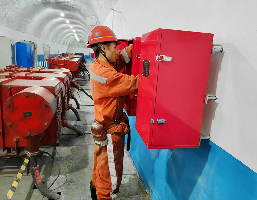 智慧矿山建设提速：中道消防井下充电硐室自动灭火系统，MA/KA认证成矿用区域设备消防刚需